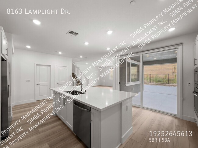 Building Photo - 8163 Lamplight Dr
