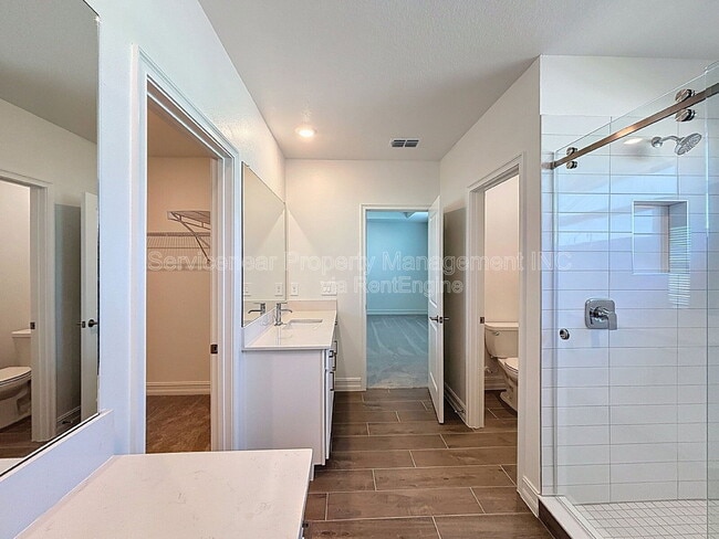 Building Photo - 11807 71st Ave E