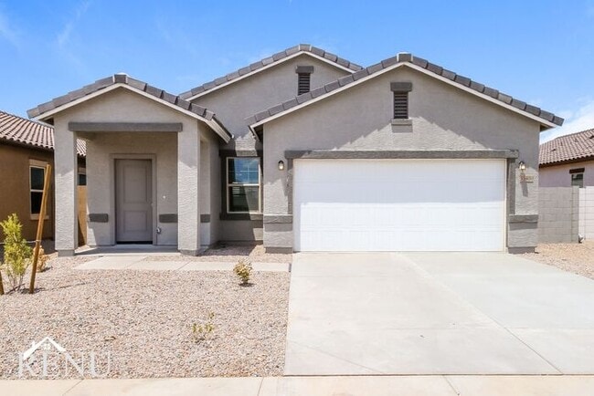 Building Photo - 35480 W San Capistrano Ave