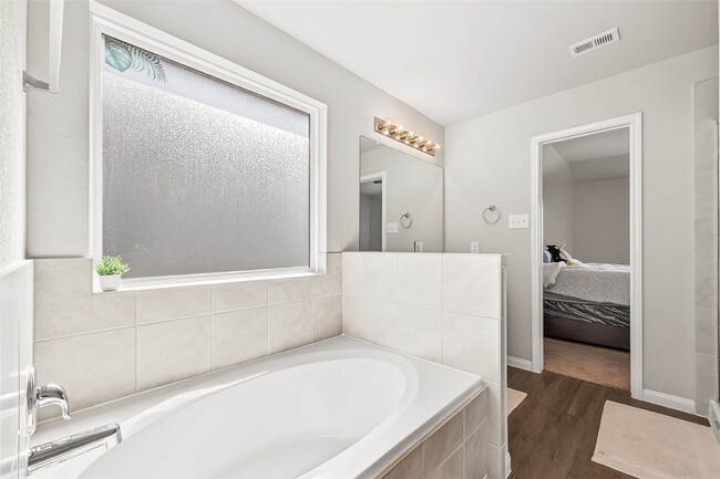 Building Photo - 3815 W Alessano Ln