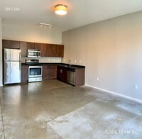 Building Photo - 3632 Gillham Rd