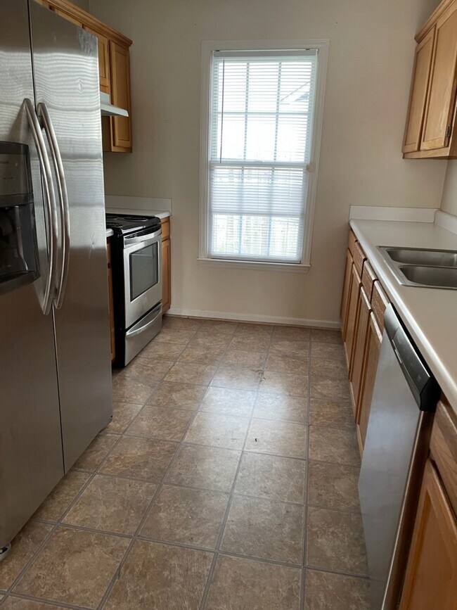 Kitchen - 6338 Bent Tree Dr