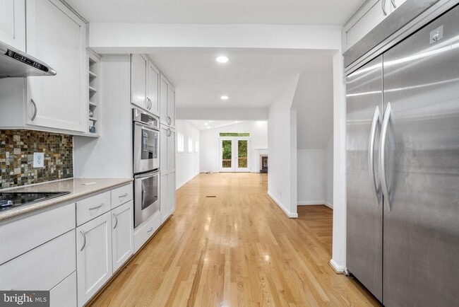 Building Photo - 13320 Scibilia Ct