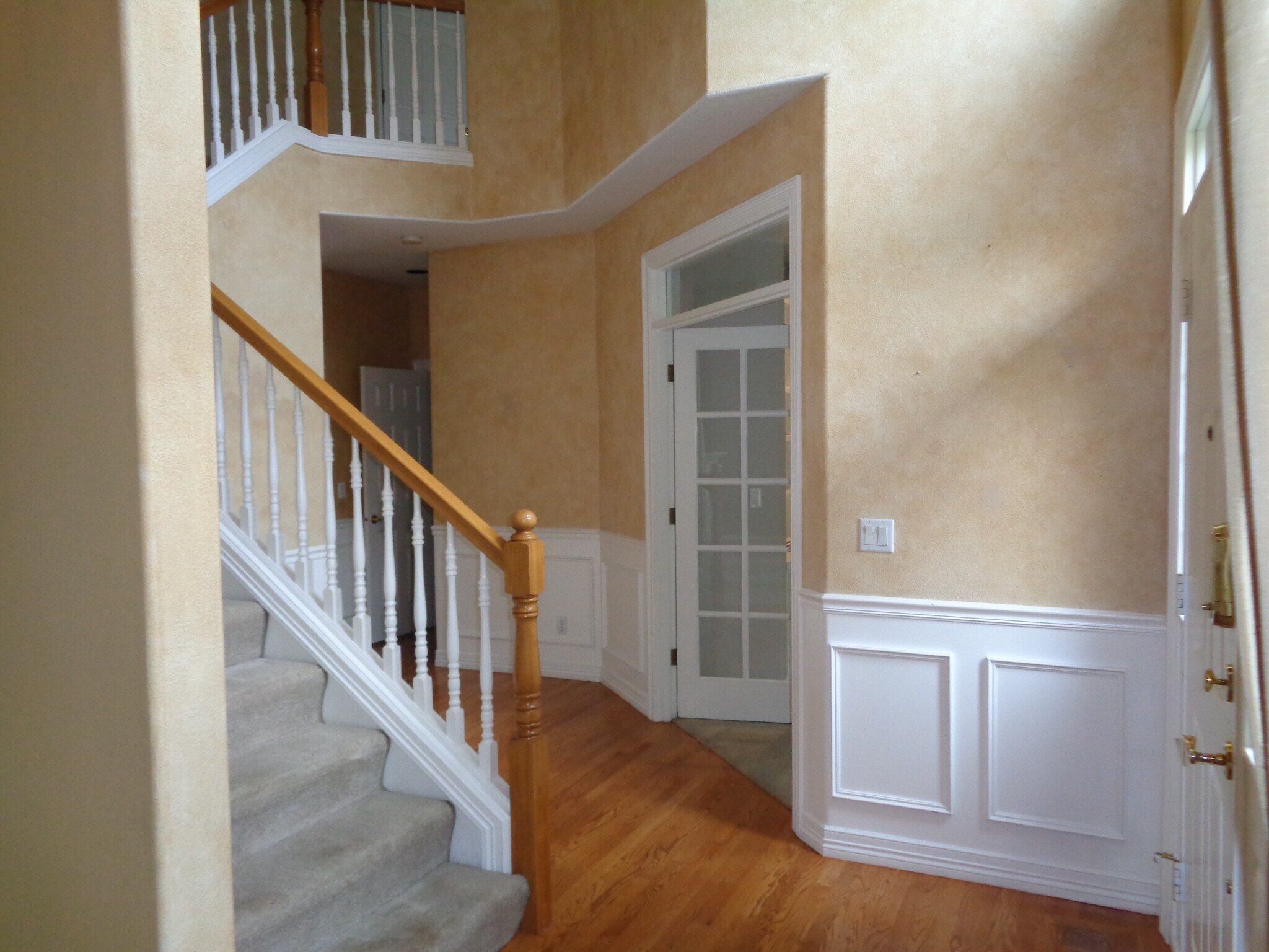 Building Photo - 17083 SW Arbutus Dr