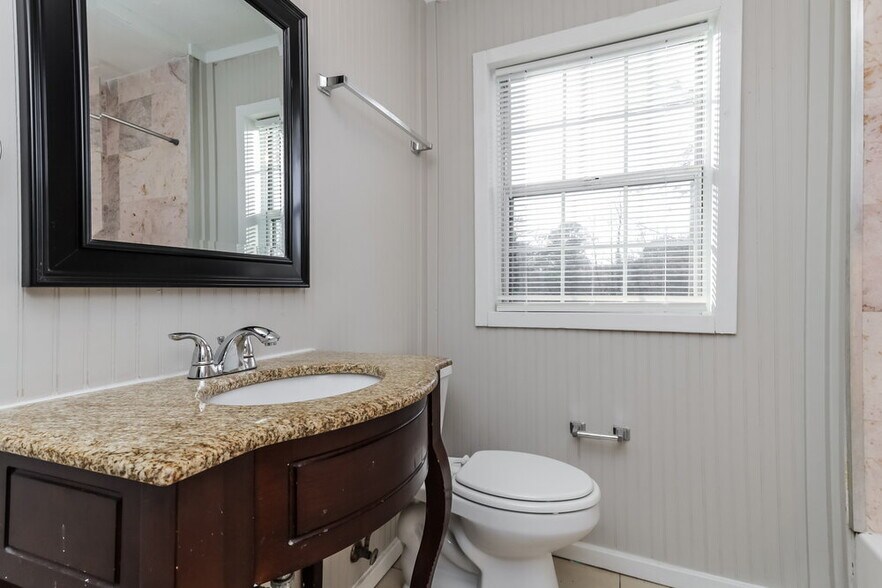 Building Photo - 195 Neely Hammonds Rd