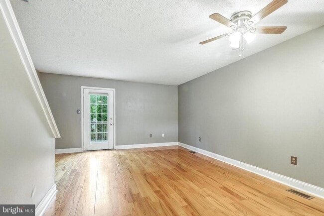 Building Photo - 111 Gateway Dr