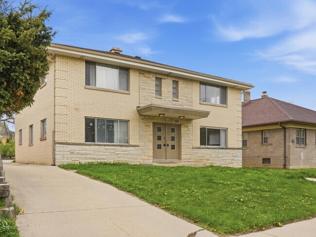 Building Photo - 8641 W Lapham St
