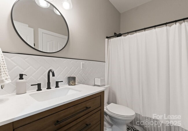 Building Photo - 18807 Dembridge Dr