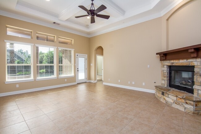 Building Photo - 34 Canoe Bend Ct