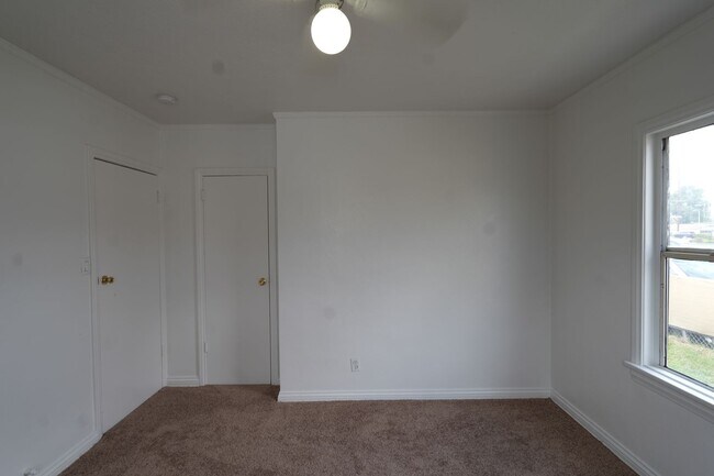 Building Photo - 917 ALAMEDA WU