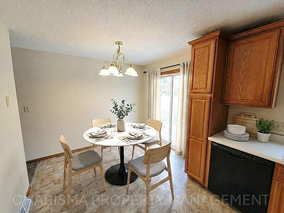 Building Photo - 4229 W Mesa Pass