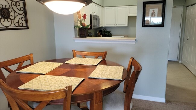 Building Photo - 4270 Calinda Ln