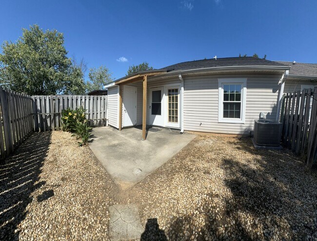 Building Photo - 104 St Kitts Ct