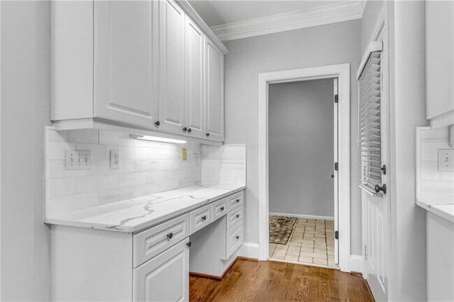 Building Photo - 1200 Chelsey Ln