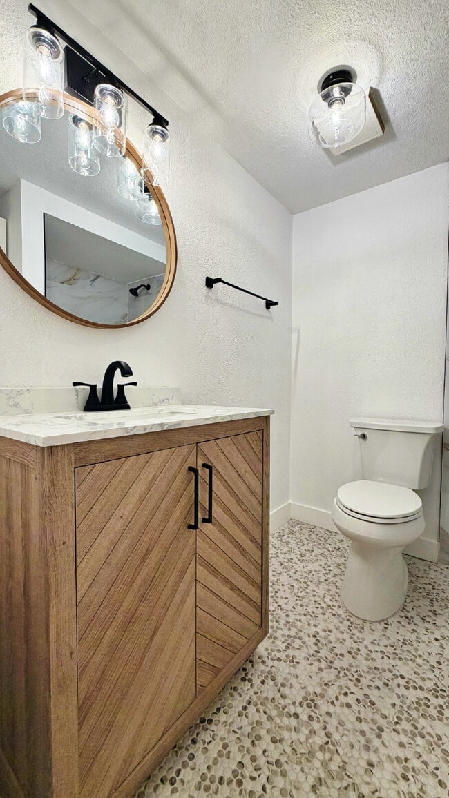 Building Photo - Awesome Views in Fully Updated Home in The Pinery! 5 Bed 3.5 Bath with 2 Car Garage and Large Dec...