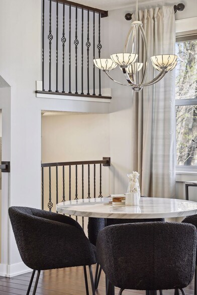 Building Photo - 2019 Louisiana Ave S