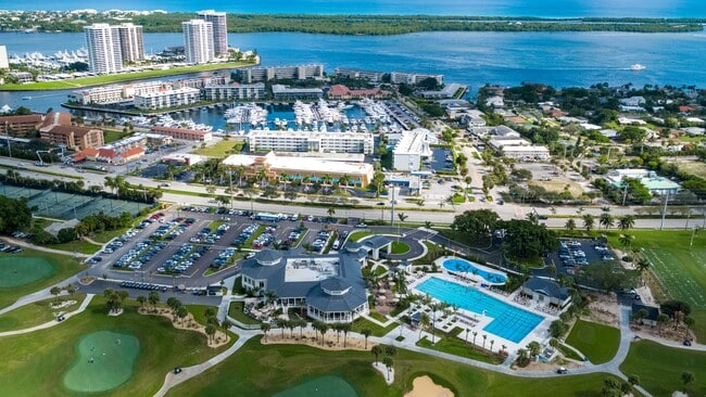 Building Photo - 110 Shore Ct