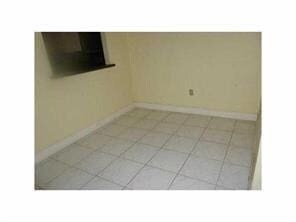 Building Photo - 838 Crystal Lake Dr