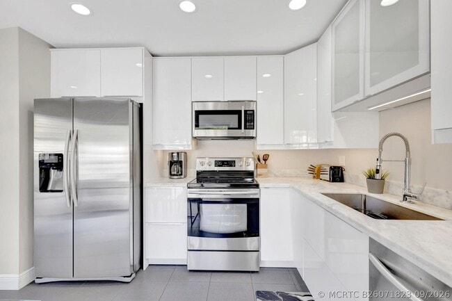 Building Photo - 363 Prestwick Cir