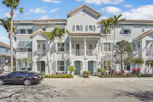 Building Photo - 1383 Piazza Pitti