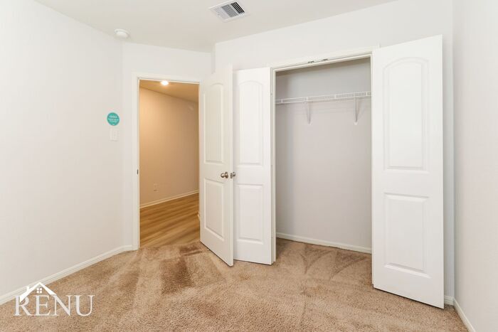 Building Photo - 25382 Cypress Bend Dr