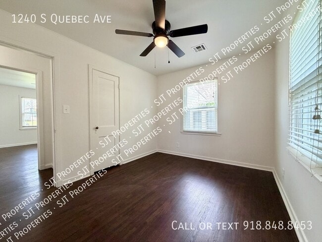 Building Photo - 1240 S Quebec Ave