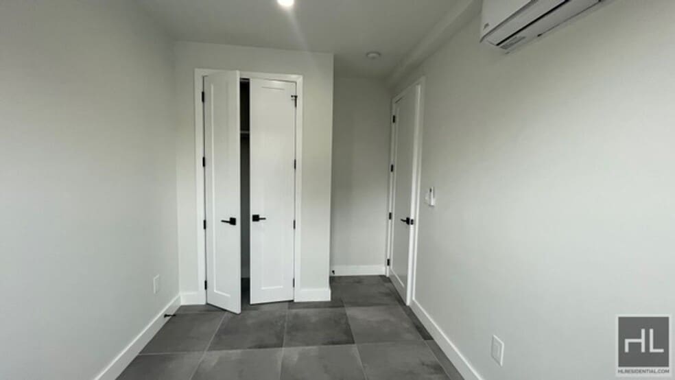 Building Photo - BRAND NEW CONSTRUCTED  MODERN  1 BEDROOM w...