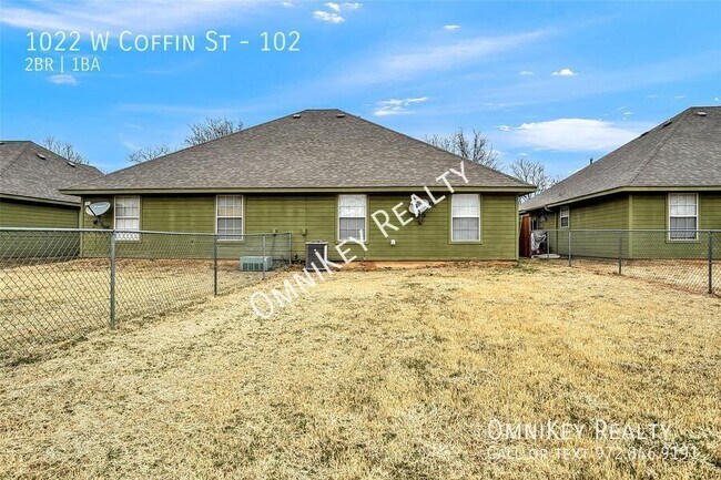 Building Photo - 1022 W Coffin St