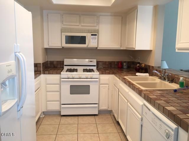 Building Photo - 627 Terrace View Pl