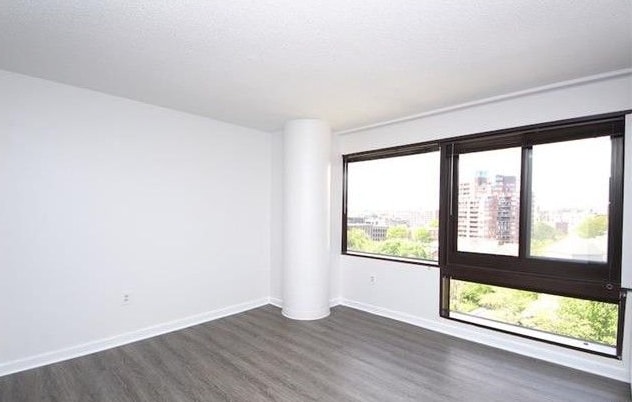 Building Photo - 127 Greyrock Plz
