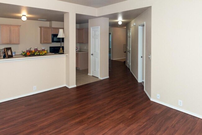 Building Photo - 3015 Marigold Drive