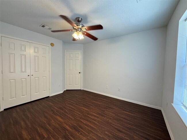 Building Photo - 21331 Riverside Ridge Ln