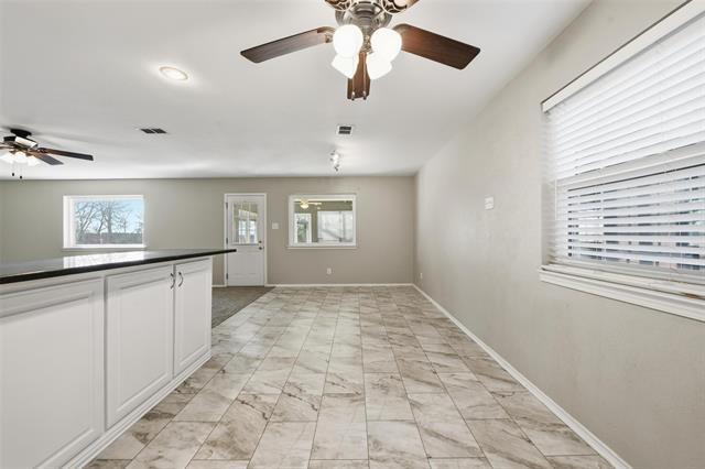 Building Photo - 3920 Sanguinet St