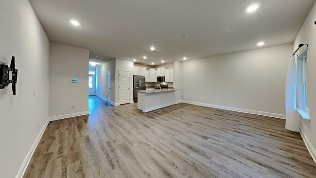 Building Photo - 74 Sandhill Pines Dr