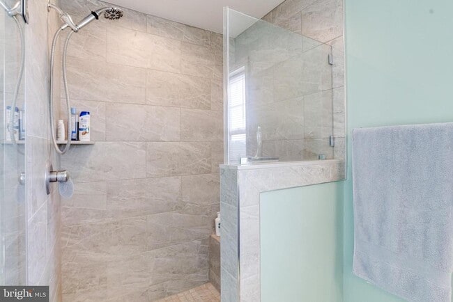 Building Photo - 7520 Calais Way