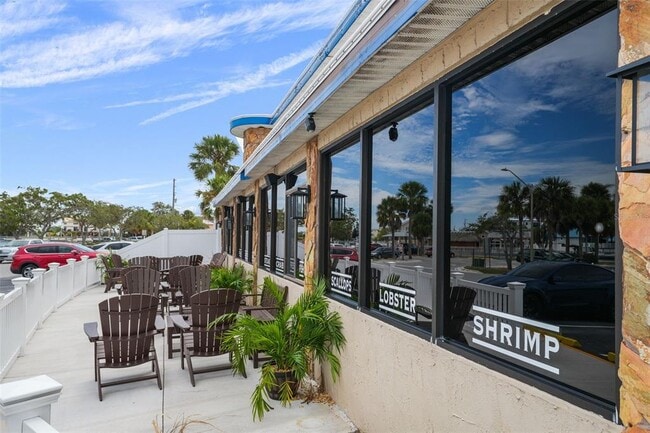 Building Photo - 13704 Veronica Dr