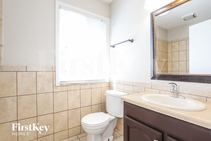 Building Photo - 133 Huntingwood Rd