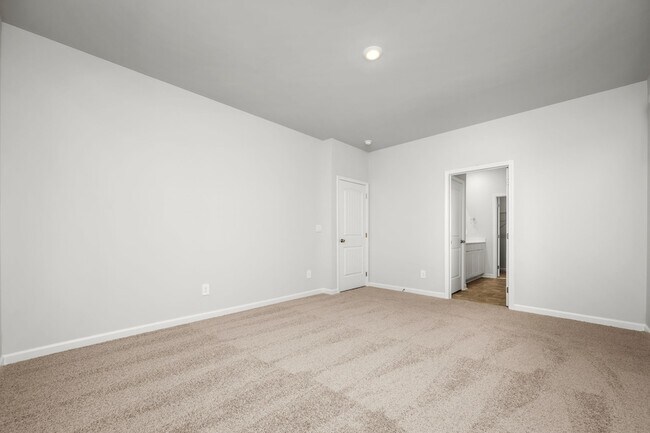 Building Photo - 1510 Mountain View Dr