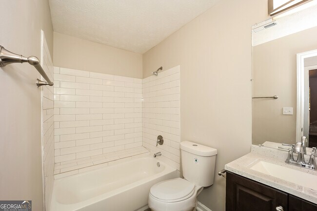 Building Photo - 8682 Cedar Creek Ridge