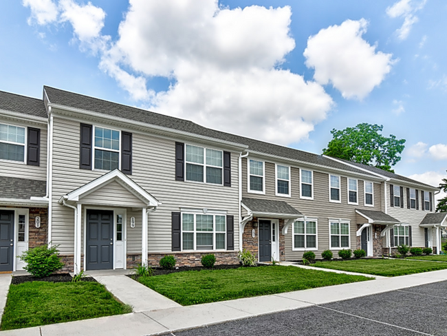 Building Photo - Misty Creek Village