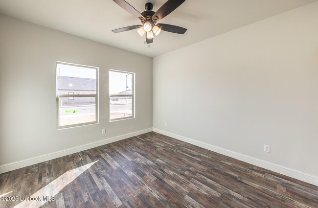 Building Photo - 1808 Ross Ave