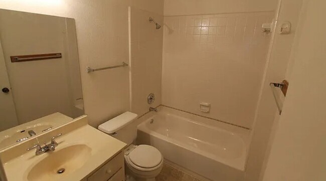 Building Photo - 4071 Gallery Sun Dr