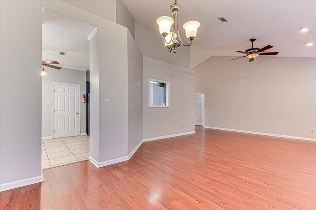 Building Photo - 1140 Parkside Trail