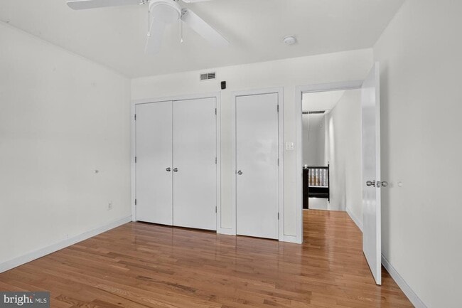 Building Photo - 4307 Locust St