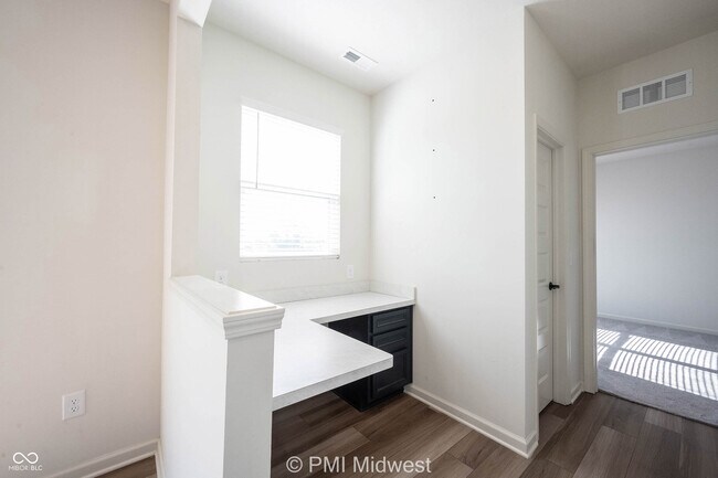 Building Photo - 6809 Blackwater Ln