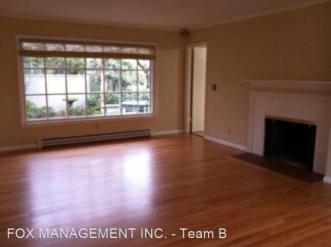 Building Photo - 5272-5278 SW Scholls Ferry Rd