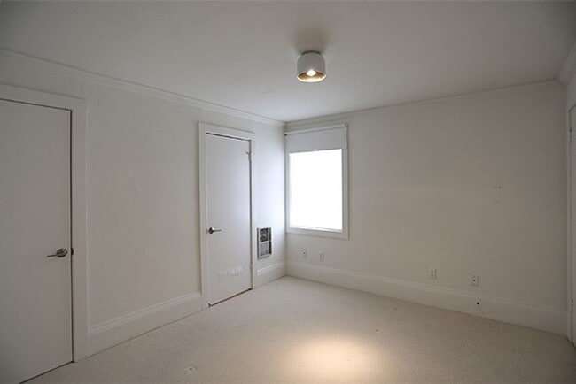 Building Photo - OPEN HOUSE: Sunday (6/15) 3:10pm-3:30pm El...