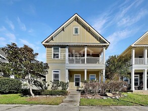 Building Photo - 515 Flat Rock Ter