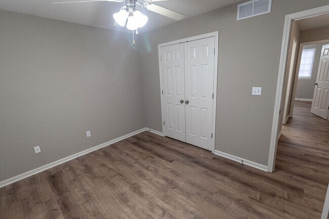 Building Photo - 4004 Snowy Owl Dr