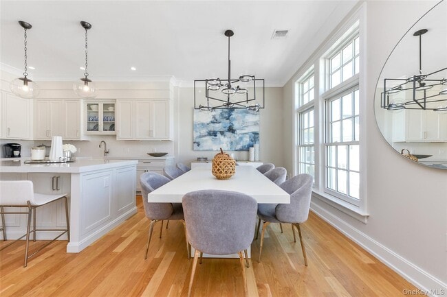 Building Photo - 601 Grist Mill Cir